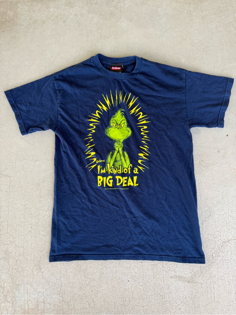 Dr. Seuss The Grinch “I’m Kind of a Big Deal” T-Shirt Size Medium